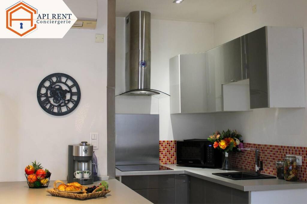 Appartement Le Leon By Apirent #balcon #calme #climatisation #central